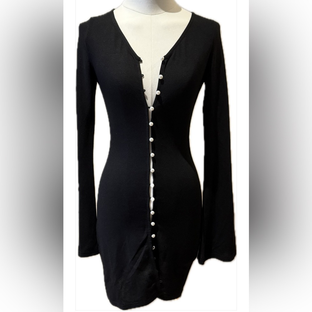 Tiger Mist Black Long Sleeve Button-Front Cardigan Dress